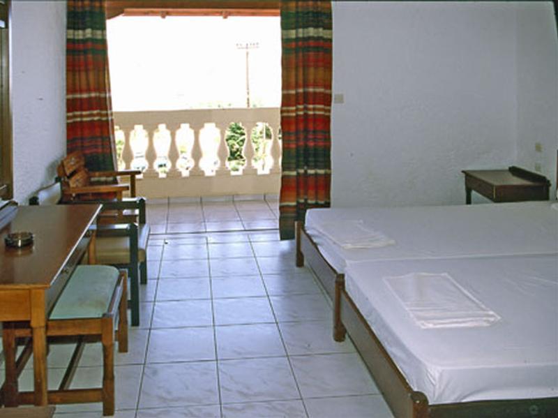 Aggello Boutique Hotel สตาลิดา ภายนอก รูปภาพ